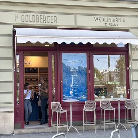 Charm & Comfort Renovated Gem In Old Town Sarego Apt B Cracovie Extérieur photo