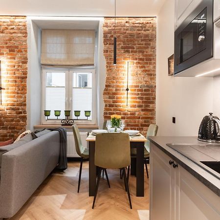 Charm & Comfort Renovated Gem In Old Town Sarego Apt B Cracovie Extérieur photo