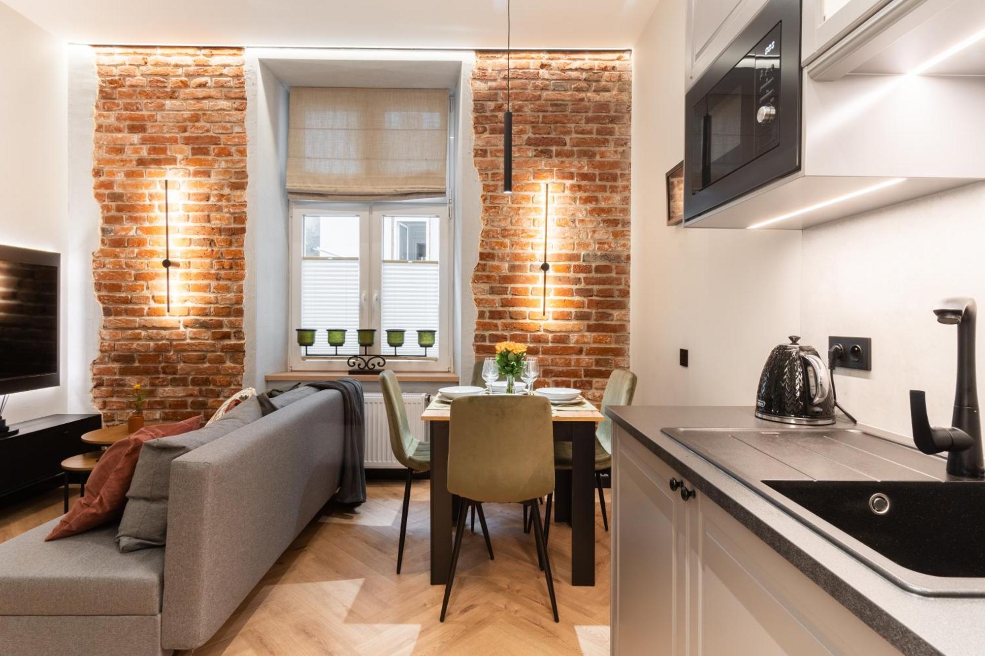 Charm & Comfort Renovated Gem In Old Town Sarego Apt B Cracovie Extérieur photo
