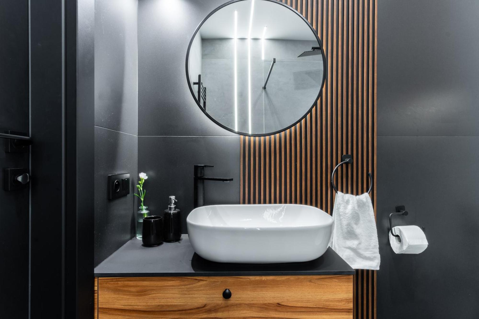 Charm & Comfort Renovated Gem In Old Town Sarego Apt B Cracovie Extérieur photo